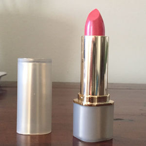 Elizabeth Arden Lipstick in "Perfect Melon"